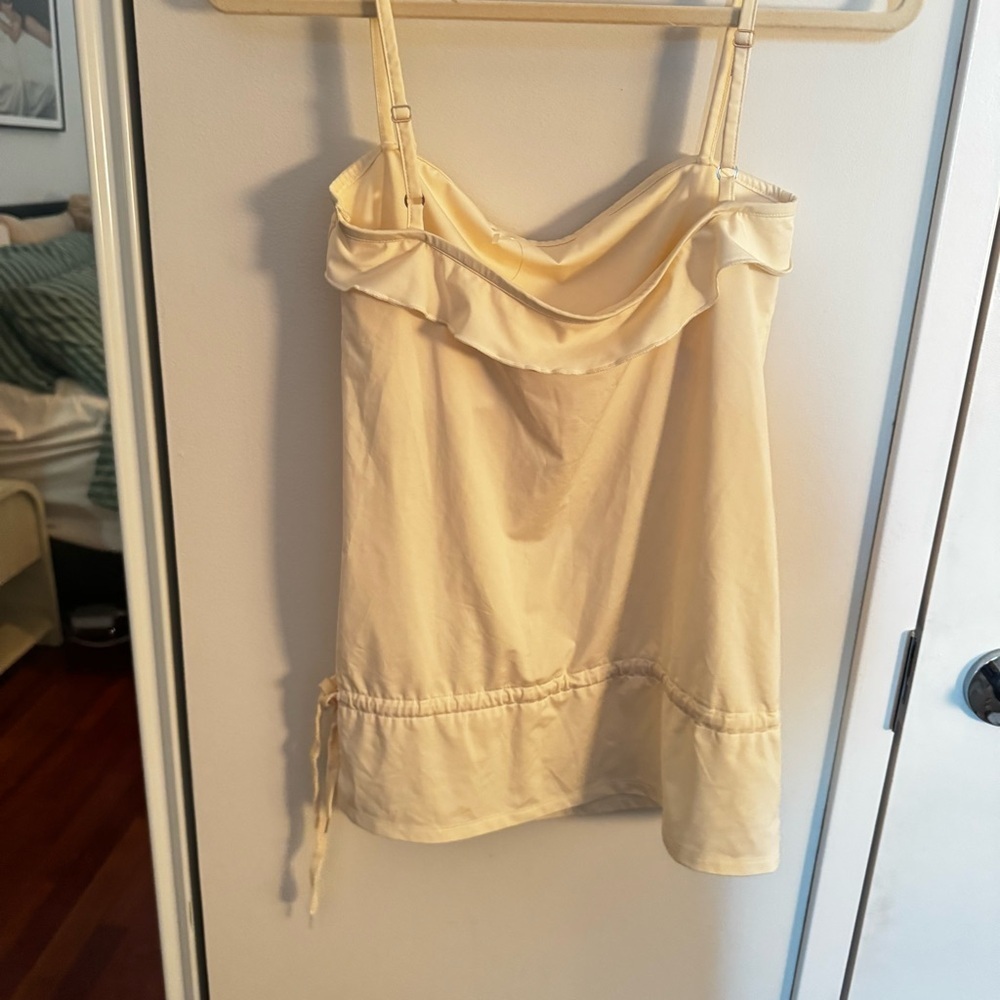 Splits59 Cream Ruffle Neck Built-In Bra Tank | Waist Tie | Size M - Picture 5 of 5